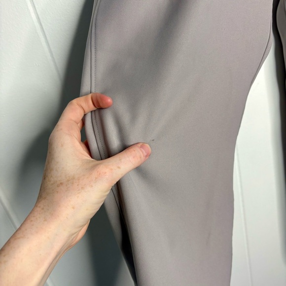 Lululemon On the Fly Jogger Woven Chrome Gray Athletic Pants Running Women’s 4 - Picture 5 of 10